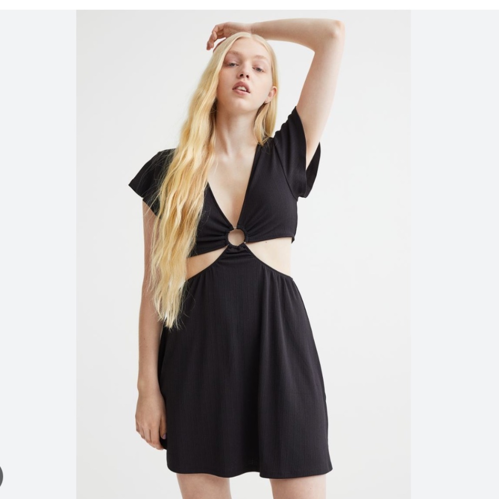 Cut-out Black Dress XS